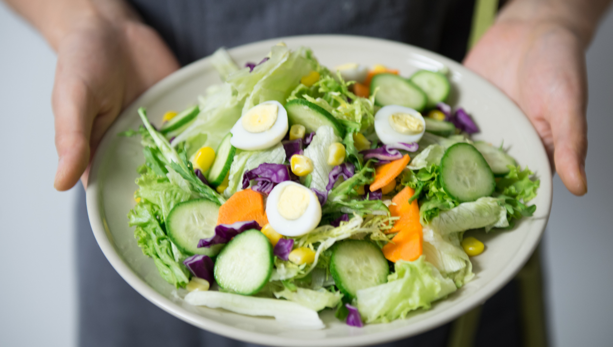 Diet Changes to Control Oily Skin: What to Eat and Avoid
