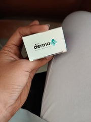The Derma Co 10% Niacinamide Serum with 2% Zinc